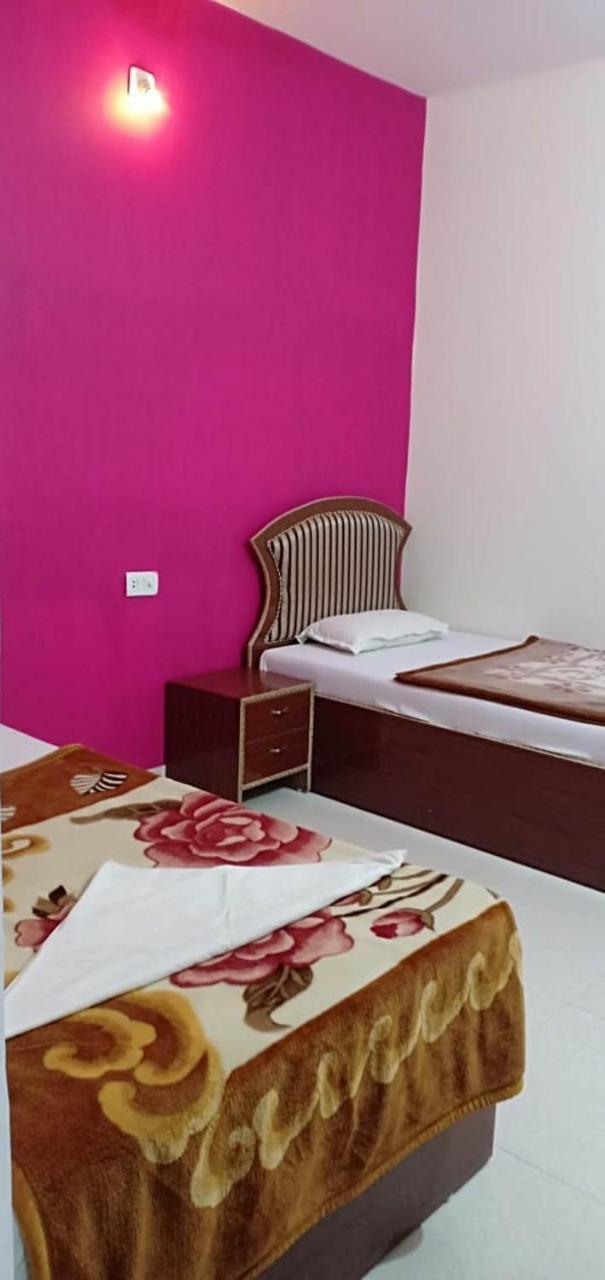Vistara Home Stay Bodhgaya Bagian luar foto